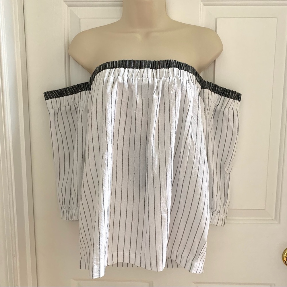 🆕 Striped Off the Shoulder Top